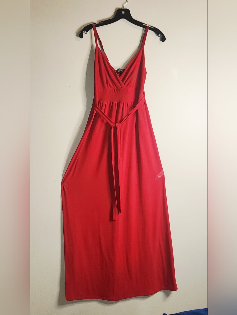 Sleeveless Red Maxi Dress with V-Neck and Waist Tie